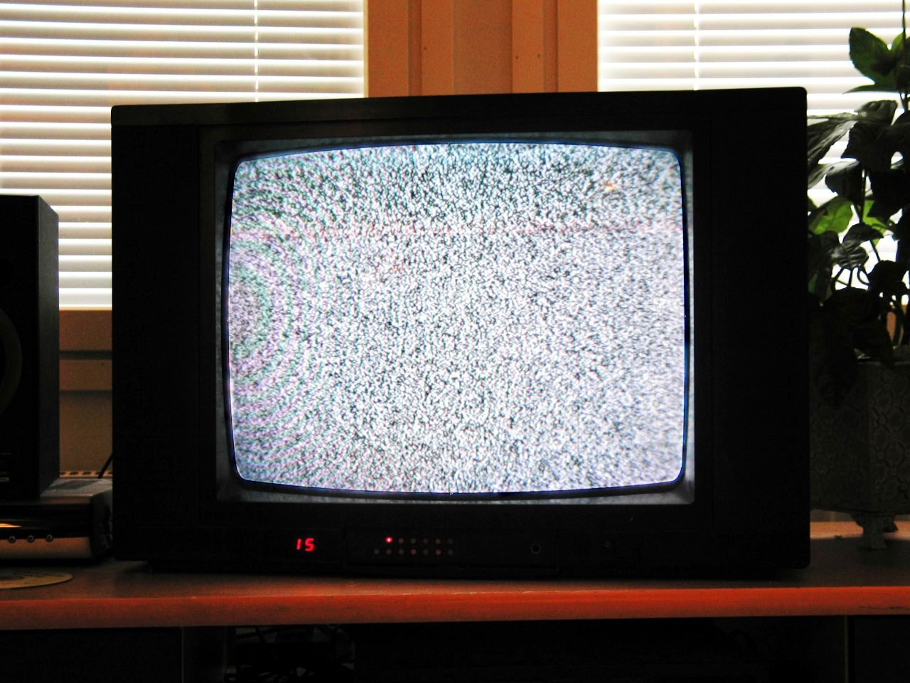 テレビのノイズ(スノーノイズ)