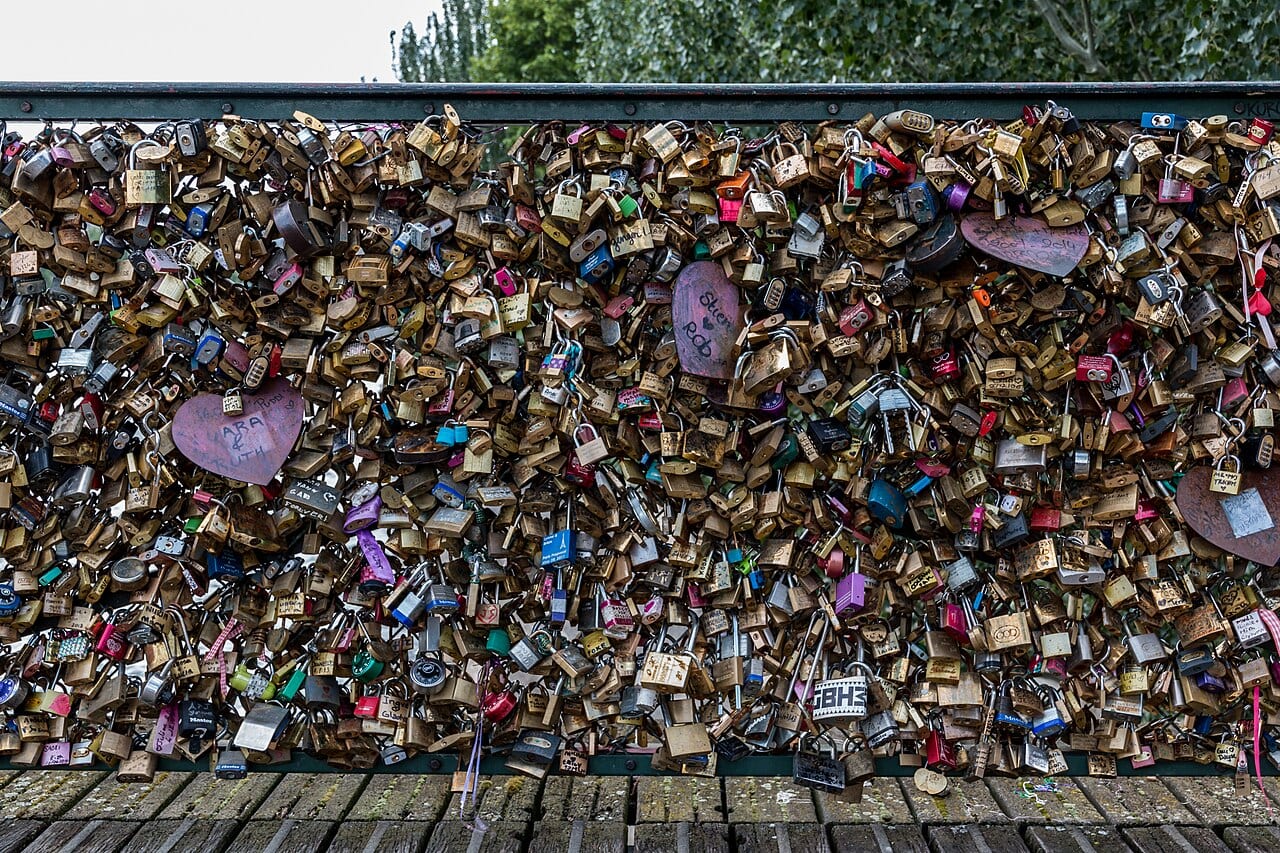 Paris, Pont des Arts -- 2014 -- 1406